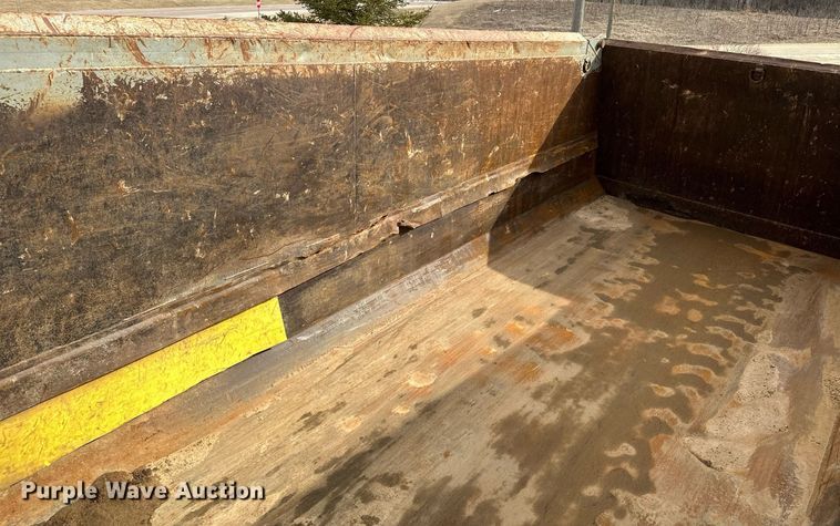 image for item KU9908 2005 Mack CV713 Granite  dump truck