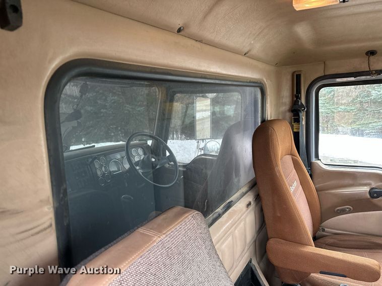 image for item KU9908 2005 Mack CV713 Granite  dump truck