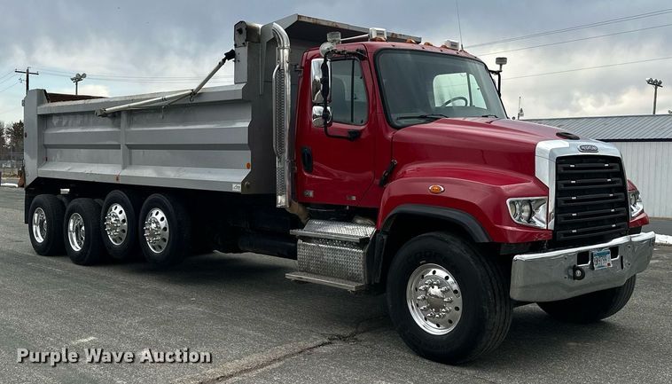 image for item KU9909 2015 Freightliner 114SD  dump truck