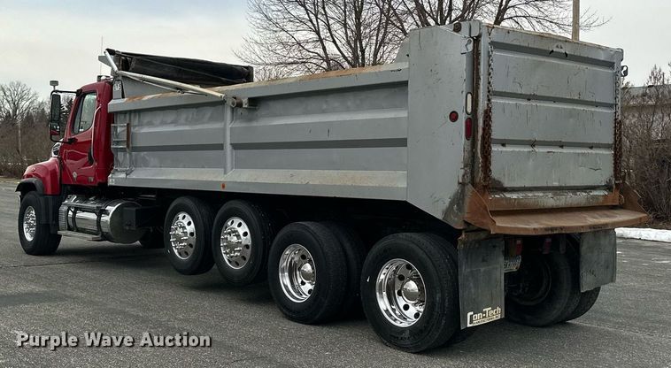 image for item KU9909 2015 Freightliner 114SD  dump truck