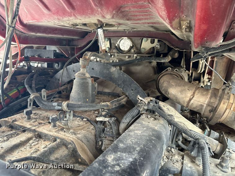 image for item KU9909 2015 Freightliner 114SD  dump truck