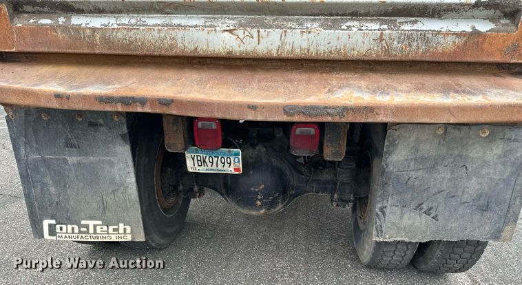 image for item KU9909 2015 Freightliner 114SD  dump truck