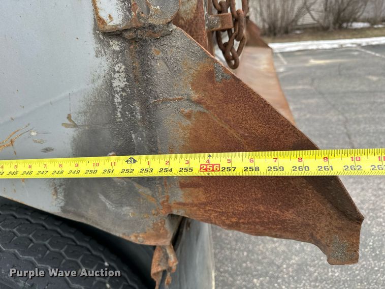 image for item KU9909 2015 Freightliner 114SD  dump truck