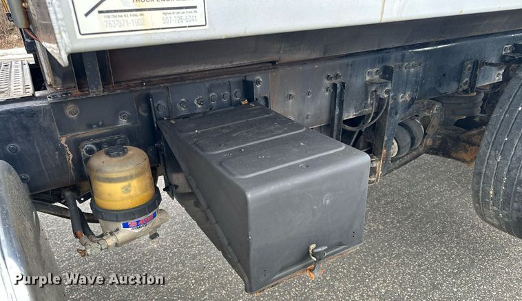 image for item KU9909 2015 Freightliner 114SD  dump truck