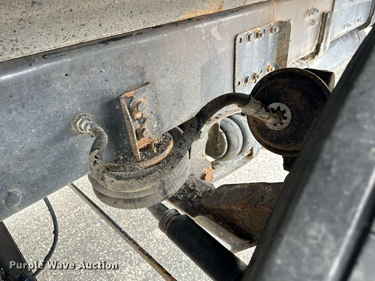 image for item KU9909 2015 Freightliner 114SD  dump truck