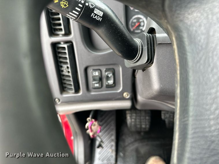 image for item KU9909 2015 Freightliner 114SD  dump truck