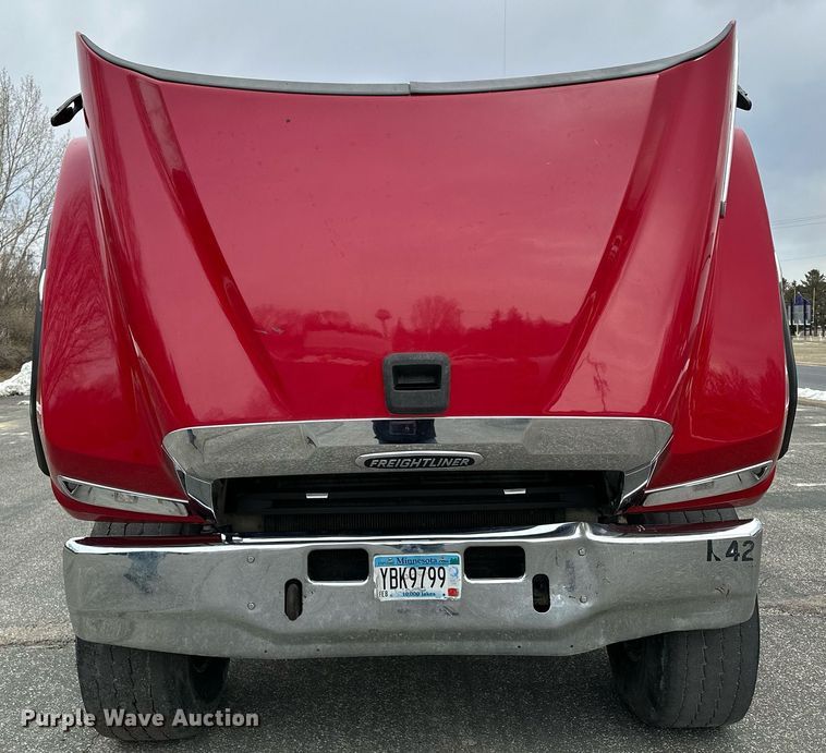 image for item KU9909 2015 Freightliner 114SD  dump truck