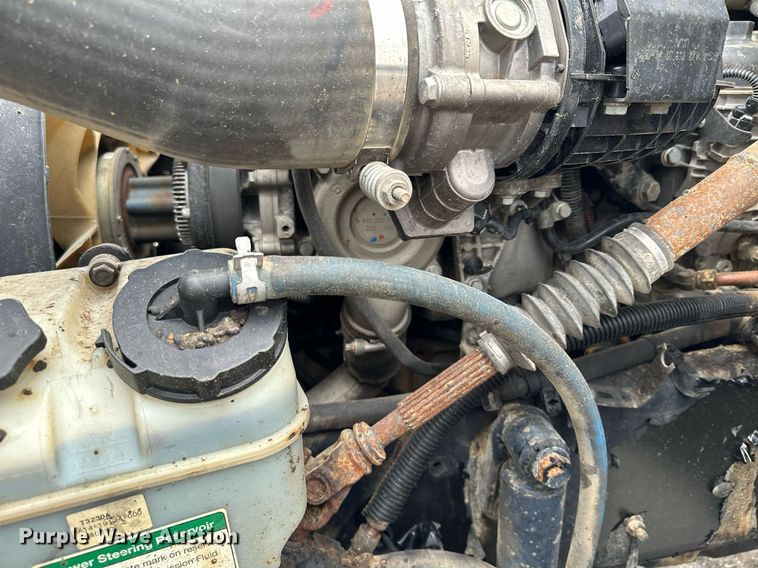 image for item KU9909 2015 Freightliner 114SD  dump truck