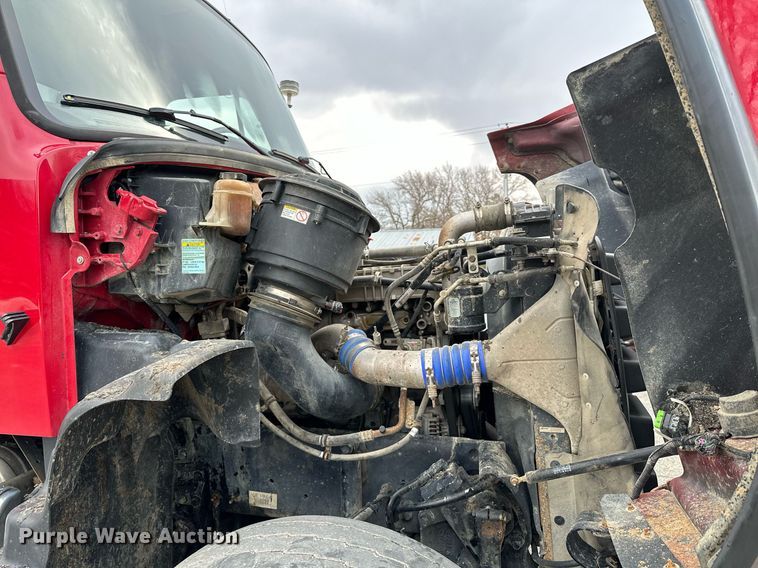 image for item KU9909 2015 Freightliner 114SD  dump truck