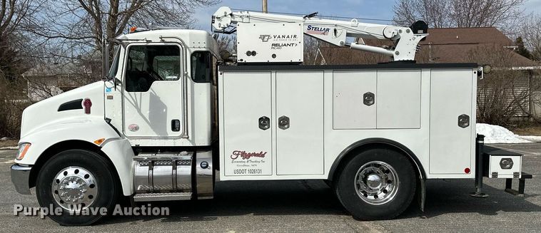 image for item KU9910 2018 Kenworth T270  utility / service truck