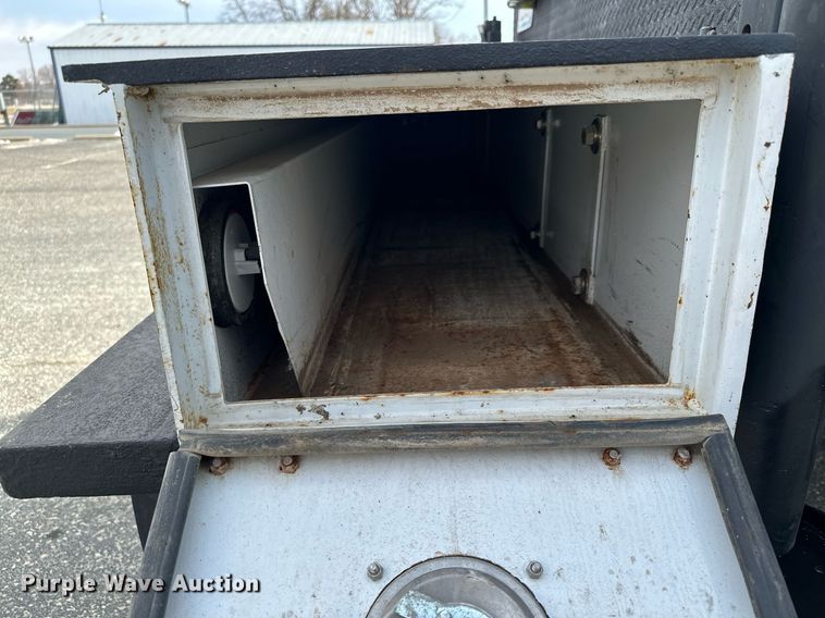 image for item KU9910 2018 Kenworth T270  utility / service truck