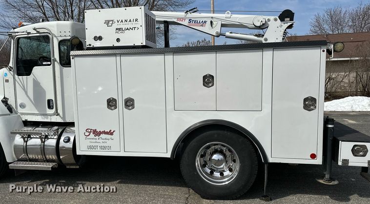 image for item KU9910 2018 Kenworth T270  utility / service truck