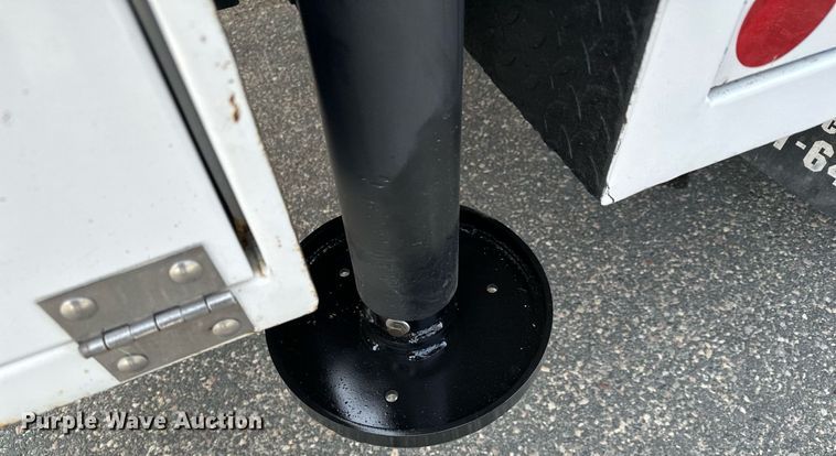 image for item KU9910 2018 Kenworth T270  utility / service truck