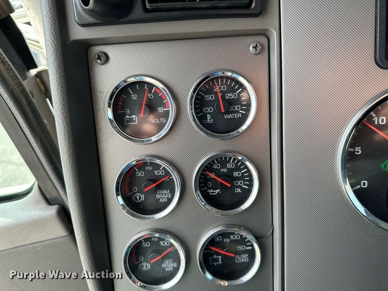 image for item KU9910 2018 Kenworth T270  utility / service truck