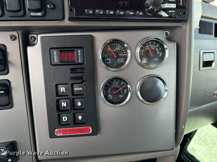 image for item KU9910 2018 Kenworth T270  utility / service truck