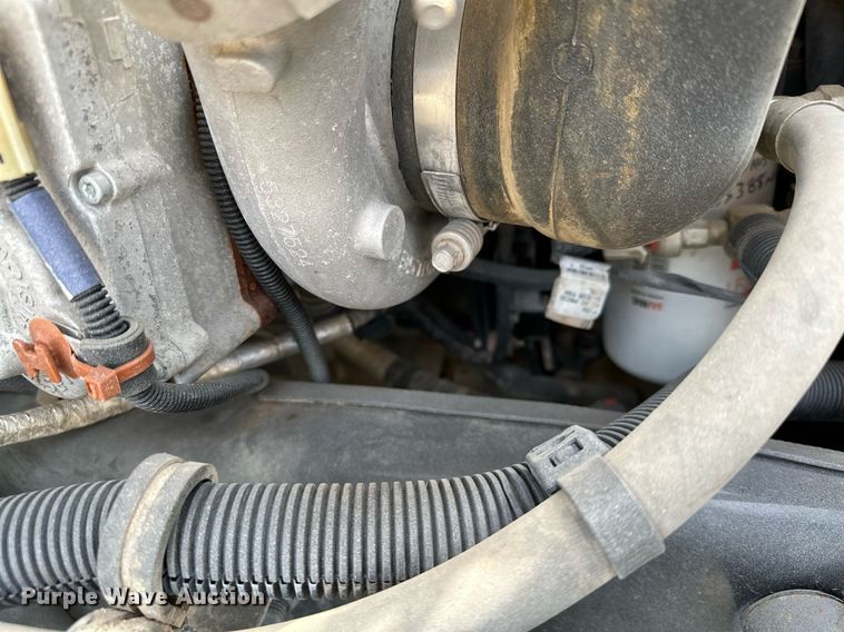 image for item KU9910 2018 Kenworth T270  utility / service truck