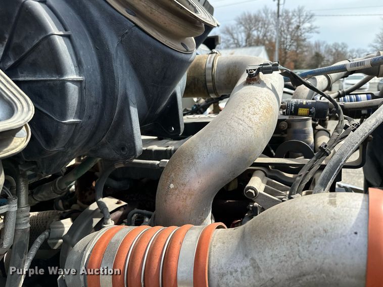 image for item KU9910 2018 Kenworth T270  utility / service truck