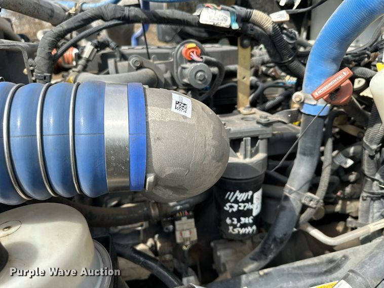 image for item KU9910 2018 Kenworth T270  utility / service truck