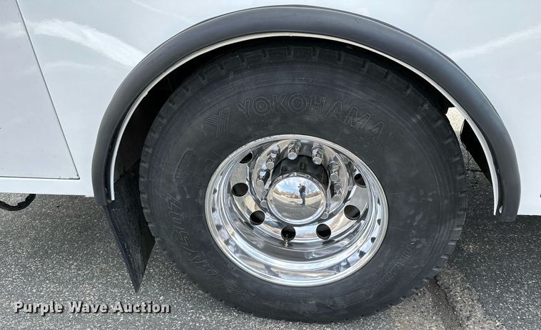 image for item KU9910 2018 Kenworth T270  utility / service truck