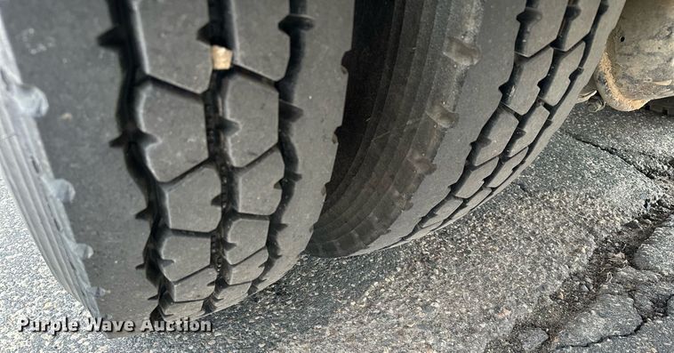 image for item KU9910 2018 Kenworth T270  utility / service truck