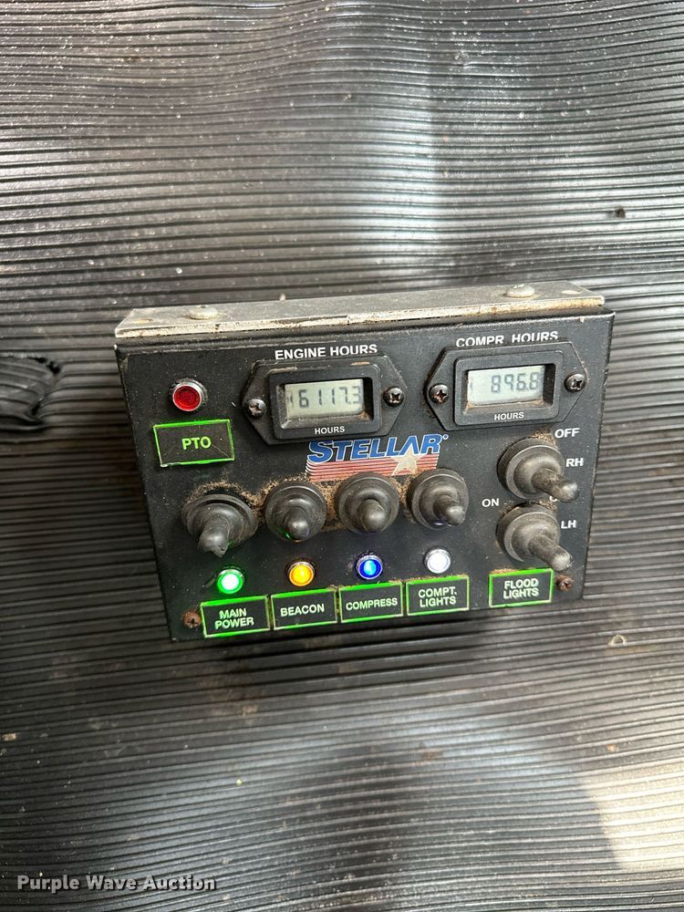 image for item KU9910 2018 Kenworth T270  utility / service truck