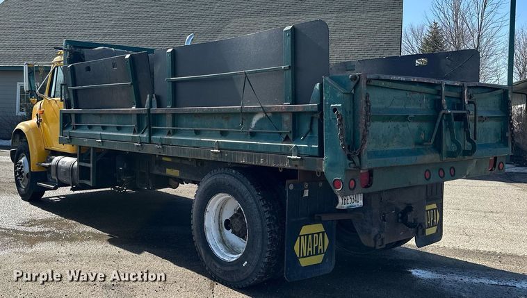 image for item KU9911 1993 International 4900  dump truck