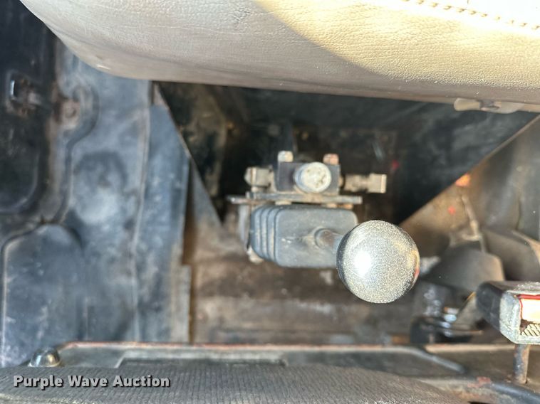 image for item KU9911 1993 International 4900  dump truck