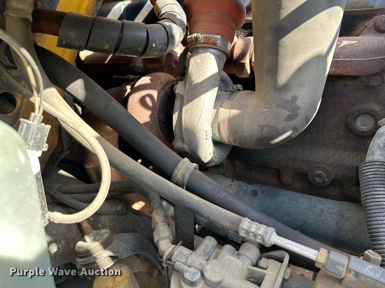 image for item KU9912 1993 International  dump truck