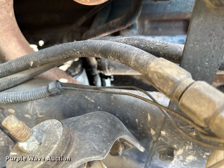 image for item KU9912 1993 International  dump truck