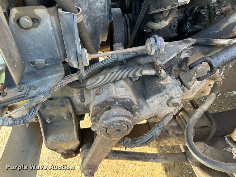 image for item KU9912 1993 International  dump truck