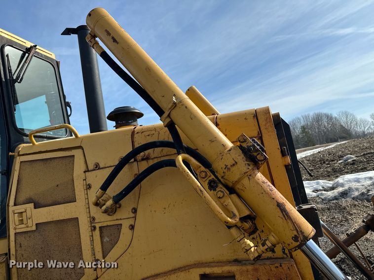 image for item KU9914 1998 John Deere 850C  dozer