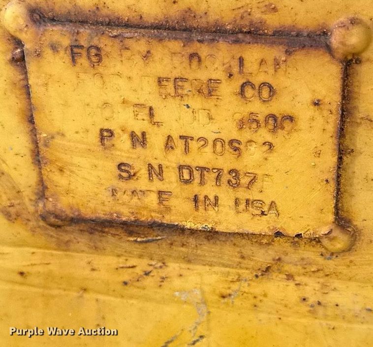 image for item KU9914 1998 John Deere 850C  dozer