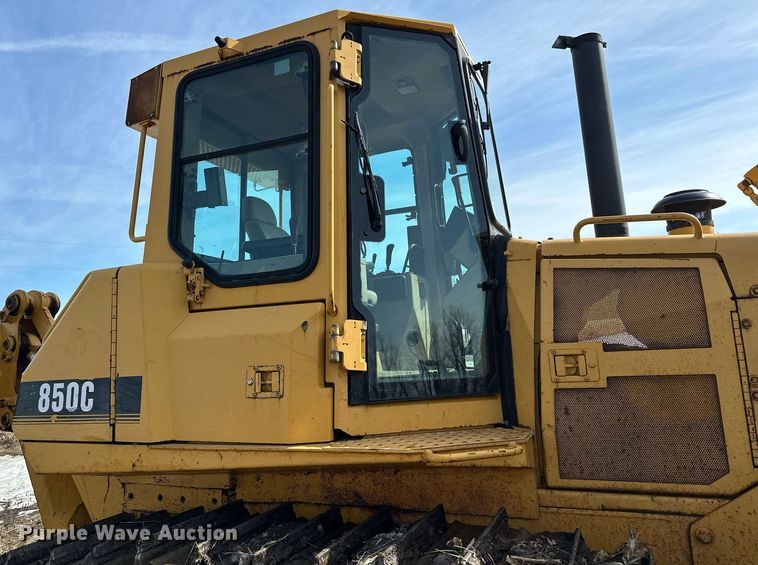 image for item KU9914 1998 John Deere 850C  dozer