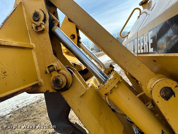 image for item KU9914 1998 John Deere 850C  dozer