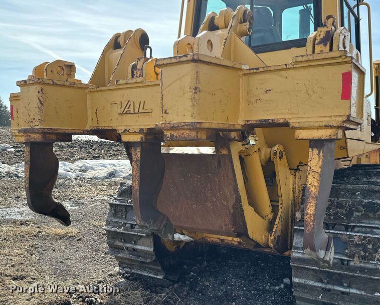 image for item KU9914 1998 John Deere 850C  dozer