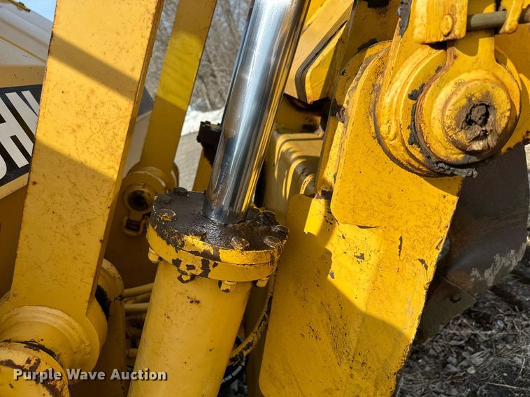 image for item KU9914 1998 John Deere 850C  dozer