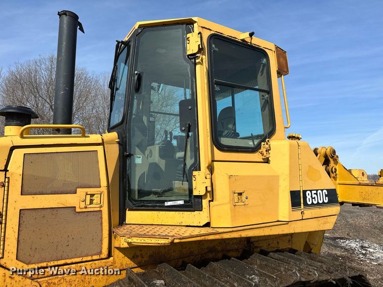 image for item KU9914 1998 John Deere 850C  dozer