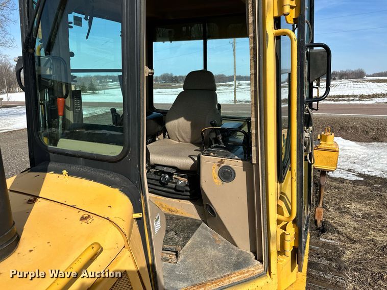 image for item KU9914 1998 John Deere 850C  dozer