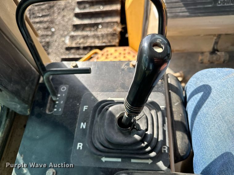 image for item KU9914 1998 John Deere 850C  dozer