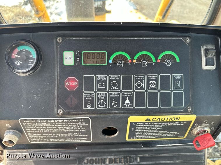 image for item KU9914 1998 John Deere 850C  dozer