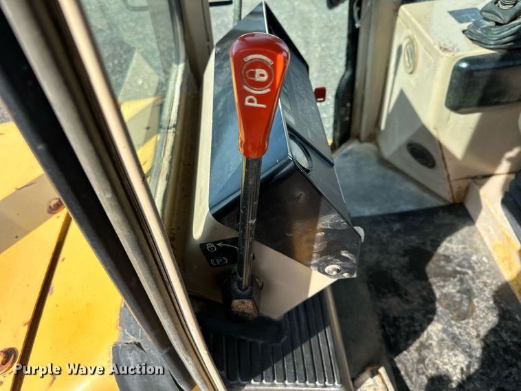 image for item KU9914 1998 John Deere 850C  dozer