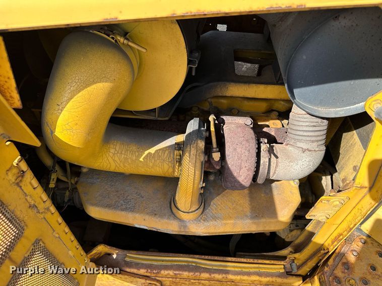 image for item KU9914 1998 John Deere 850C  dozer