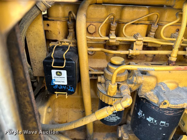 image for item KU9914 1998 John Deere 850C  dozer