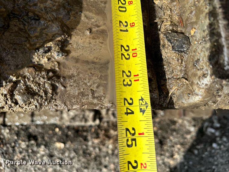 image for item KU9914 1998 John Deere 850C  dozer