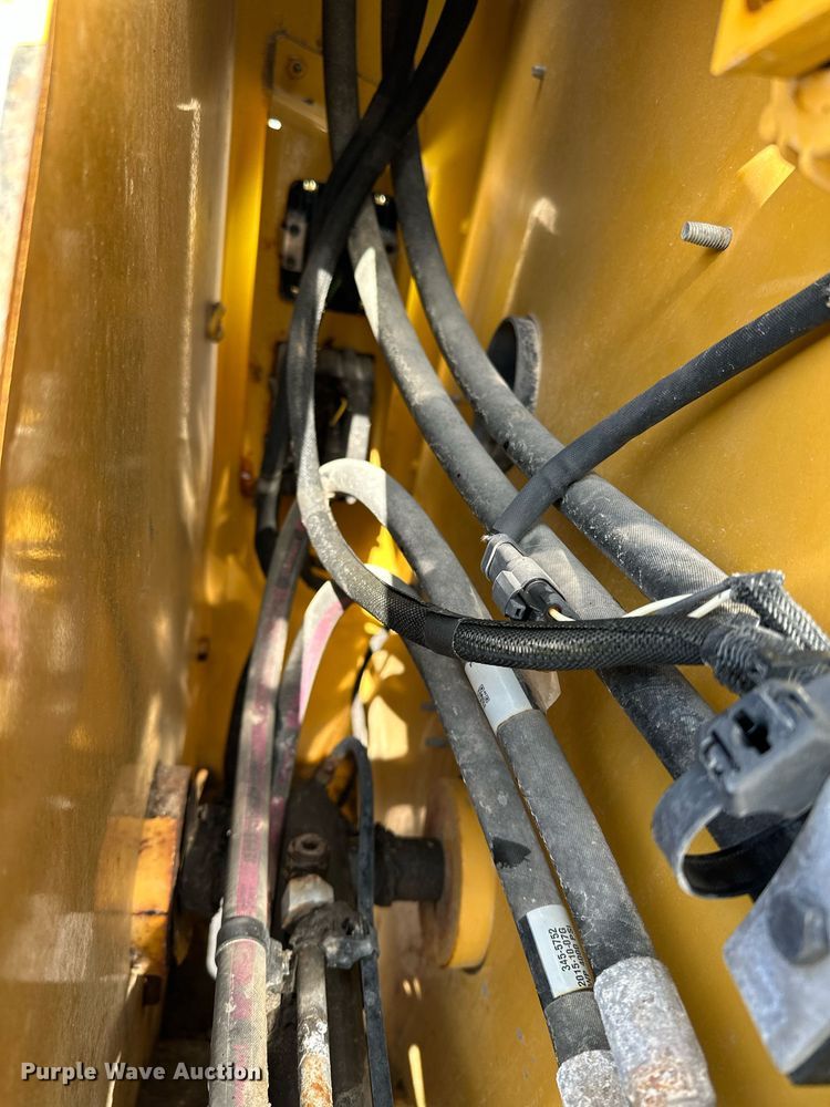 image for item KU9926 2016 Caterpillar 236D  skid steer loader