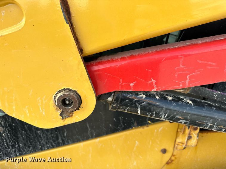 image for item KU9926 2016 Caterpillar 236D  skid steer loader