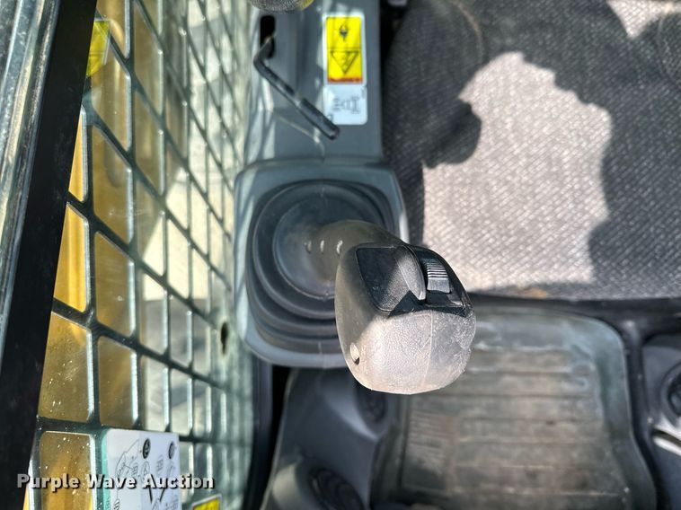 image for item KU9926 2016 Caterpillar 236D  skid steer loader