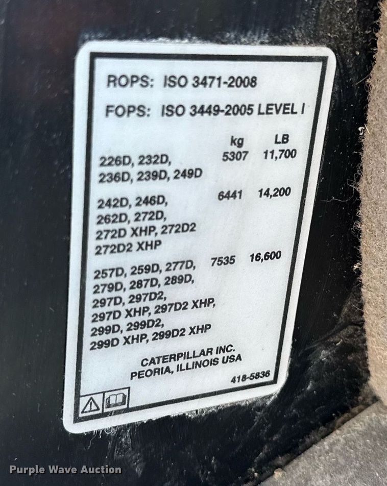 image for item KU9926 2016 Caterpillar 236D  skid steer loader