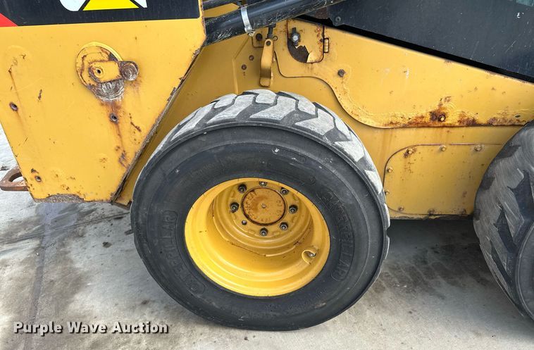 image for item KU9926 2016 Caterpillar 236D  skid steer loader