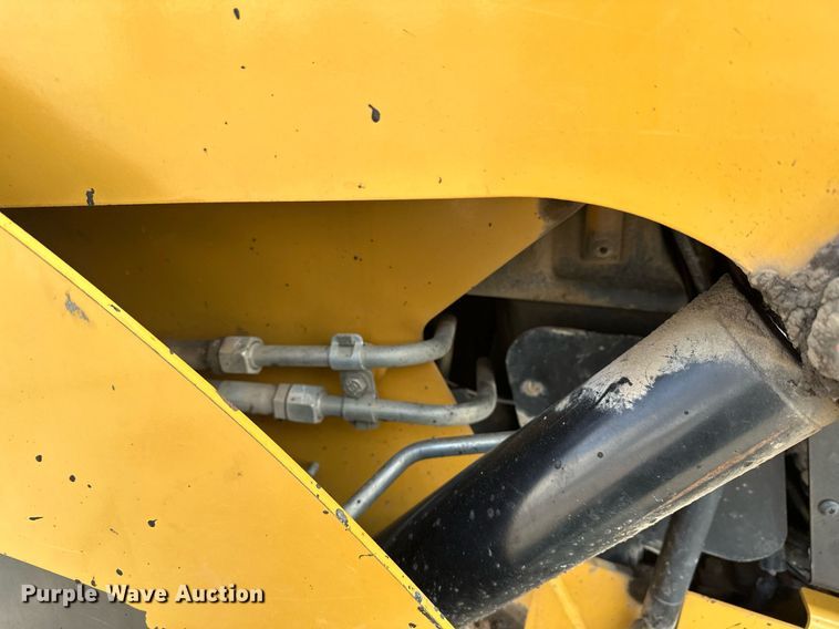 image for item KU9927 2008 Caterpillar 262C  skid steer loader